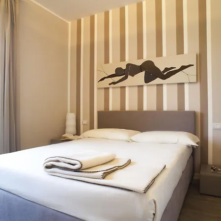 Aparthotel Borgo Del Cigno Spinone Al Lago